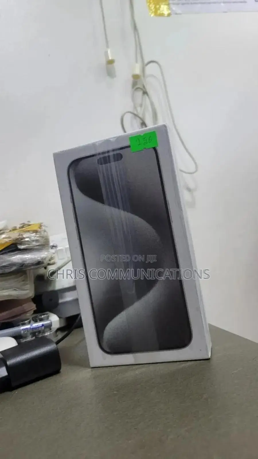 New Apple iPhone 15 Pro Max 256 GB Silver