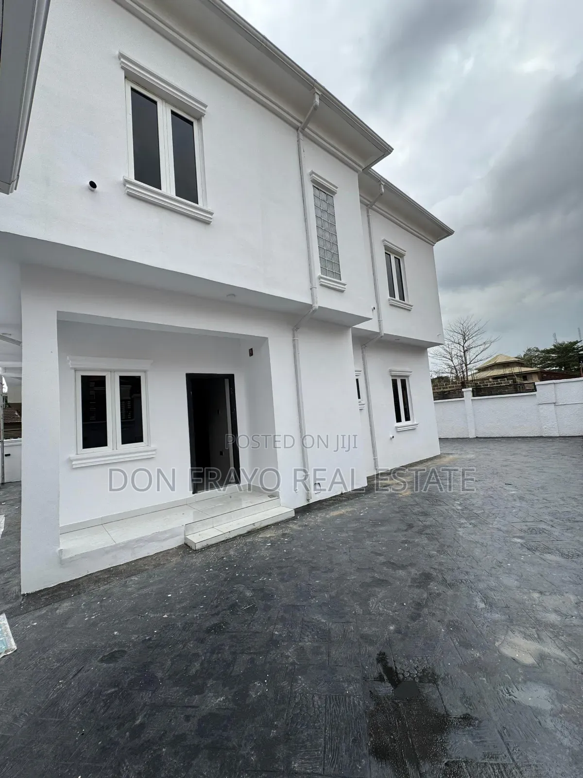 4bdrm Duplex in Sonbeam Sch Area, Bodija for sale