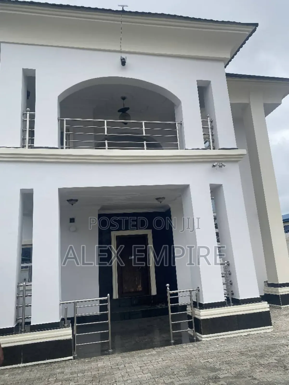 5bdrm Duplex in Amuwo-Odofin for sale