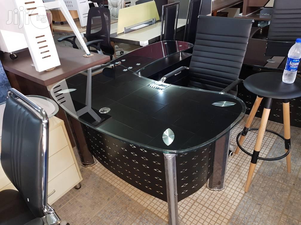 Curve Glass Office Tables