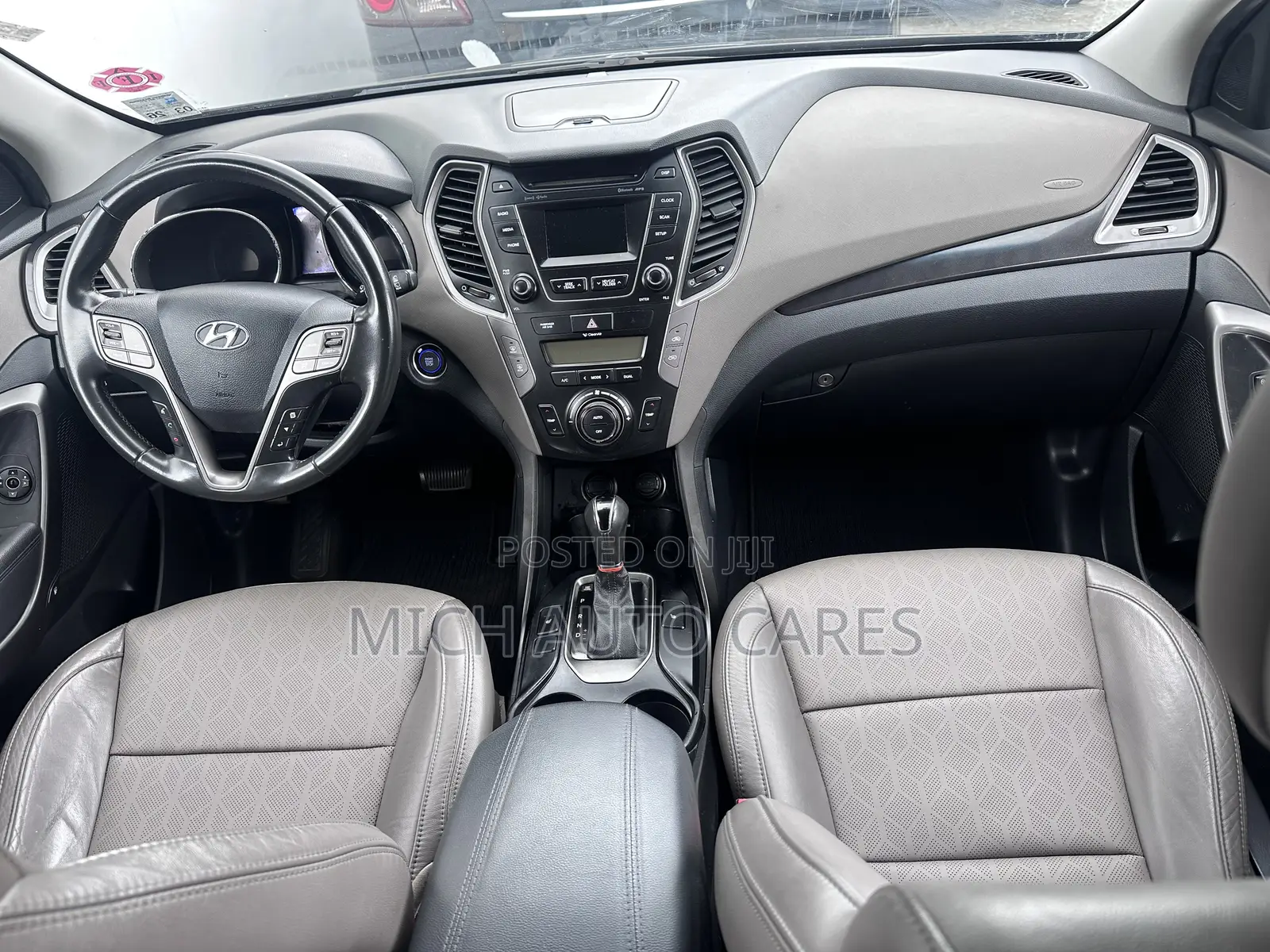 Hyundai Santa Fe 2013 Black