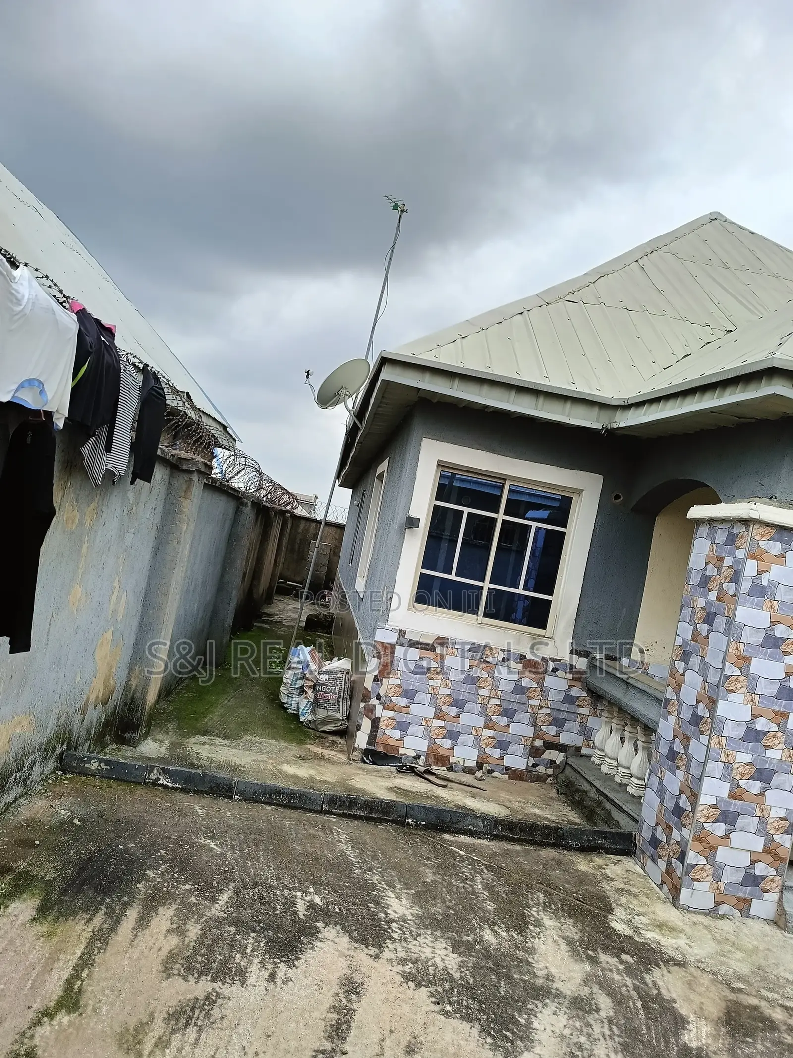 4bdrm Bungalow in Zuba for sale