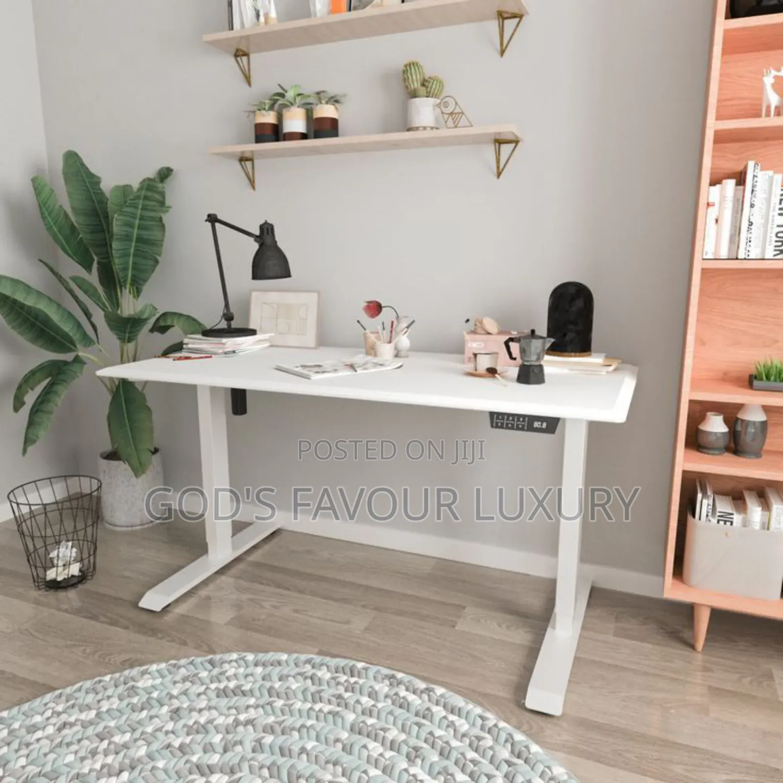 Modern Smart Desk (Electric Height Adjustable)