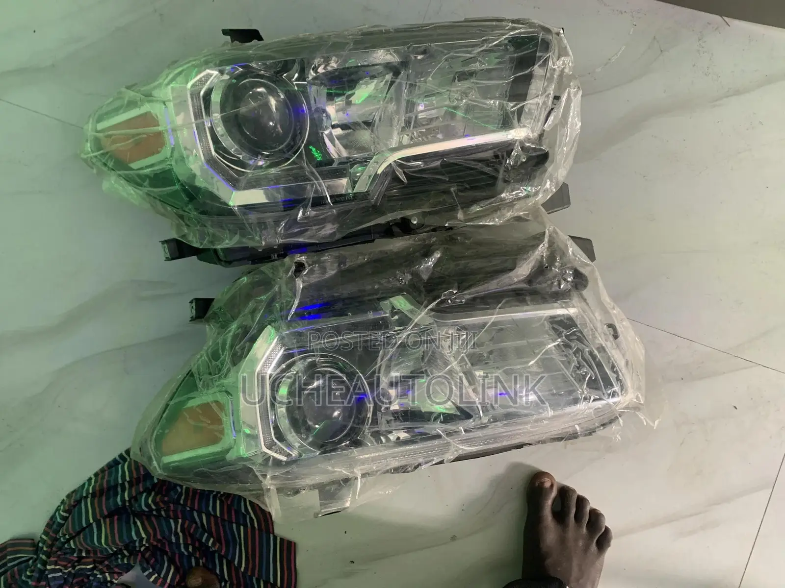 Headlight Tacoma 2018 Available as Seen