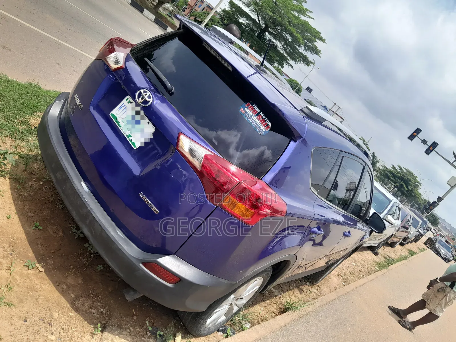 Toyota RAV4 2015 Blue