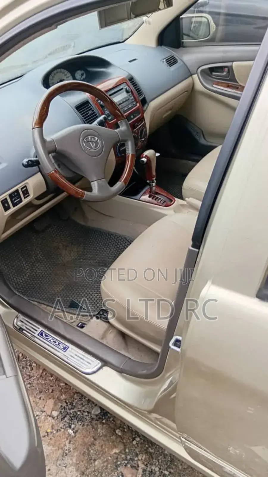 Toyota Vios 2005 Gold