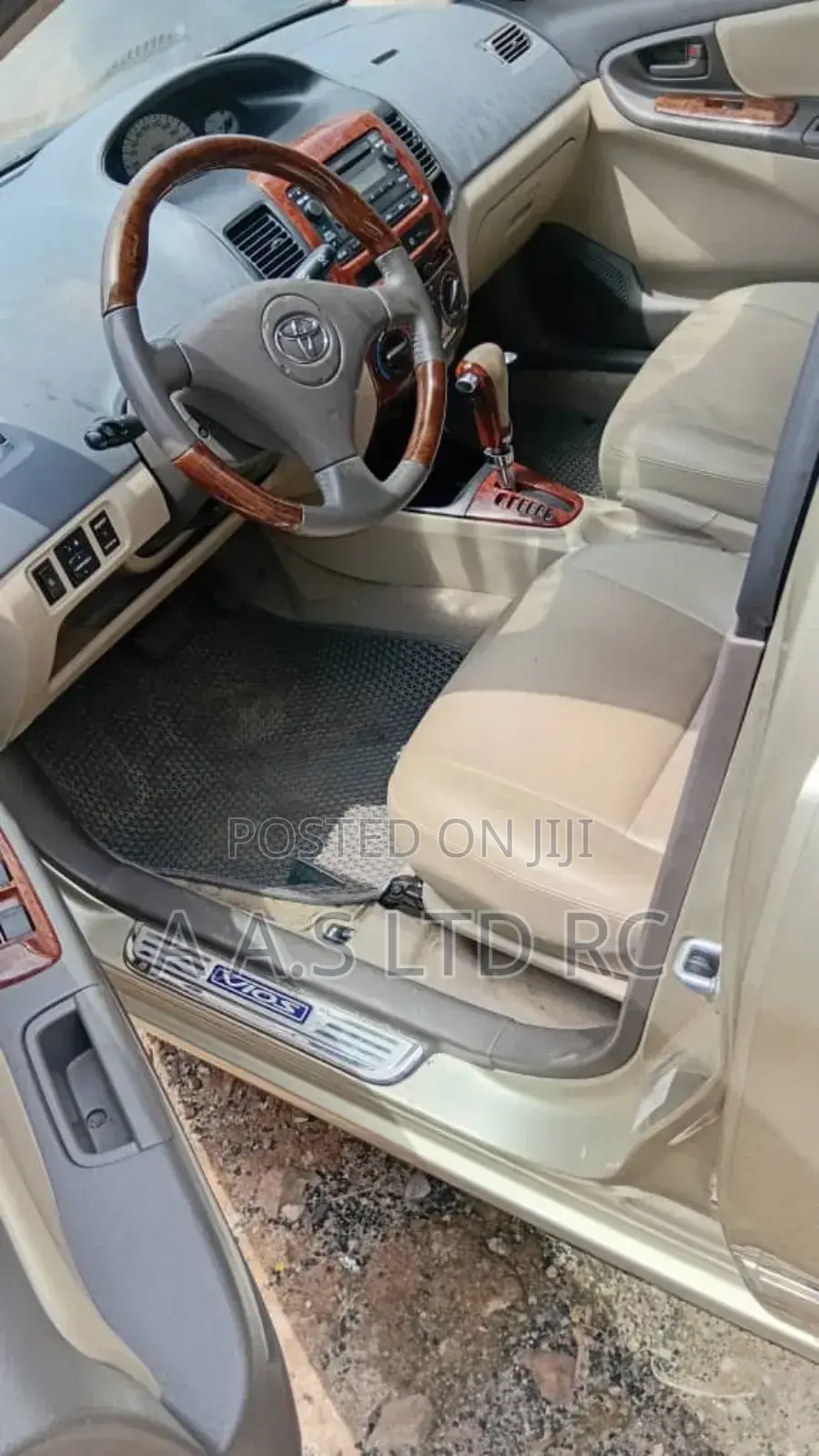 Toyota Vios 2005 Gold