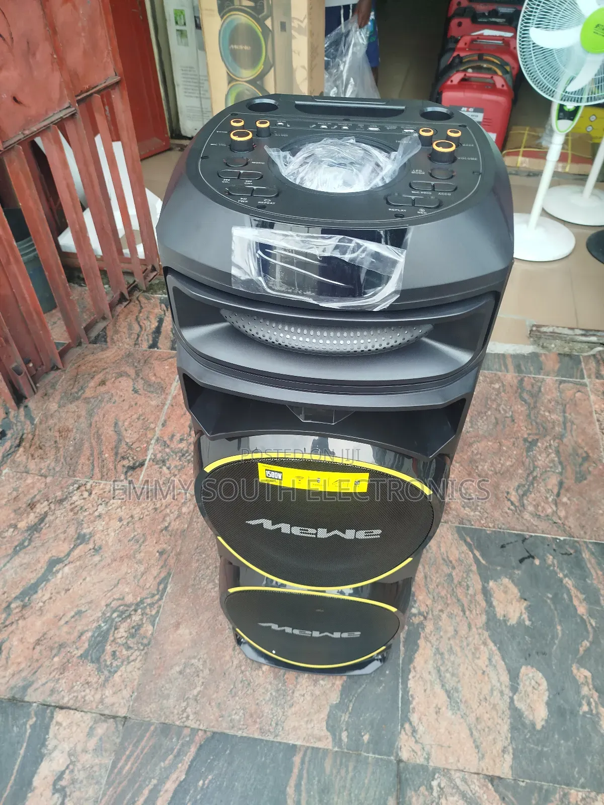 Mewe Bluetooth Patty Rock Speaker 1500 Watts