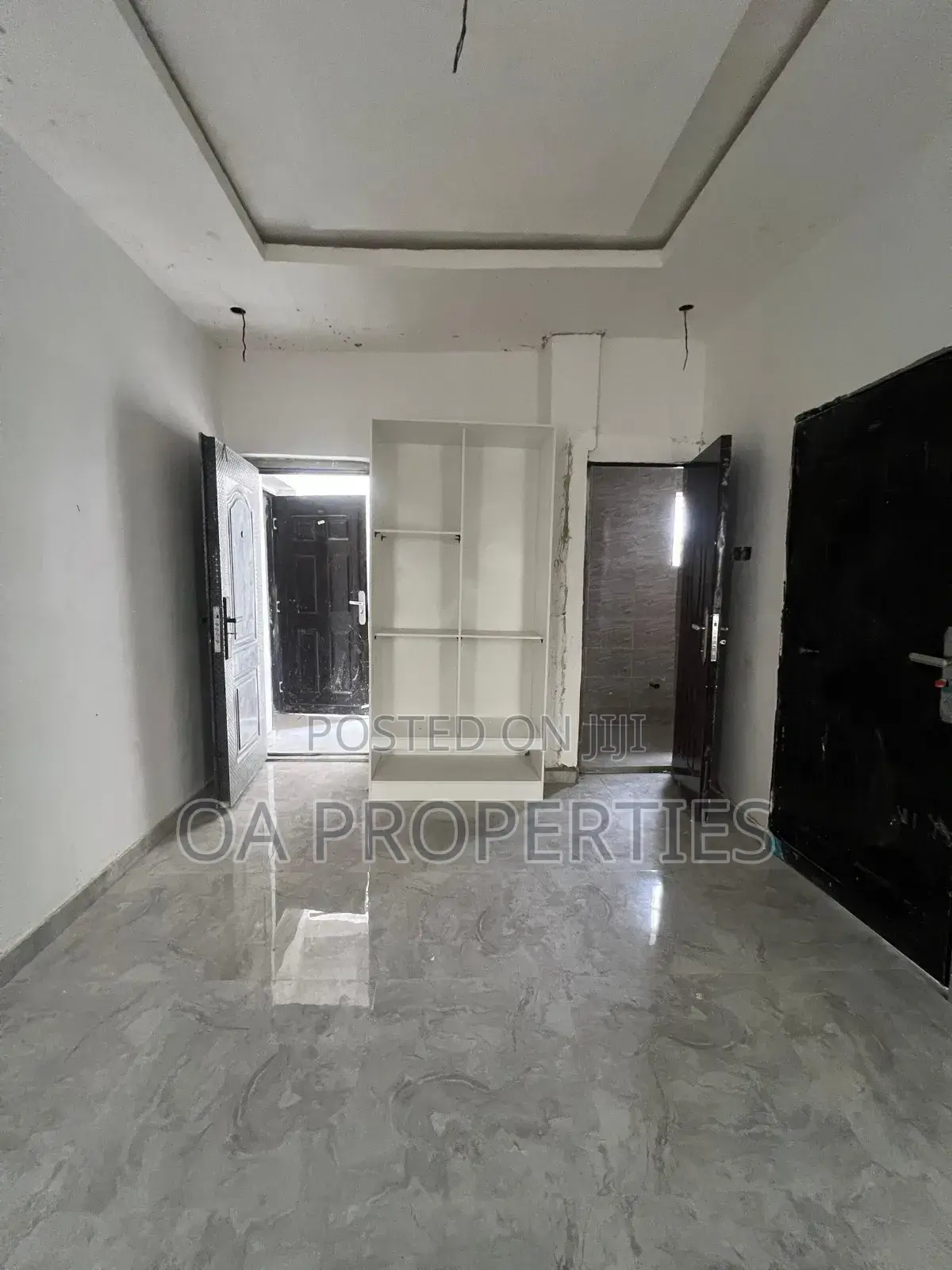 Studio Apartment in Atoyebi Courts, for sale
