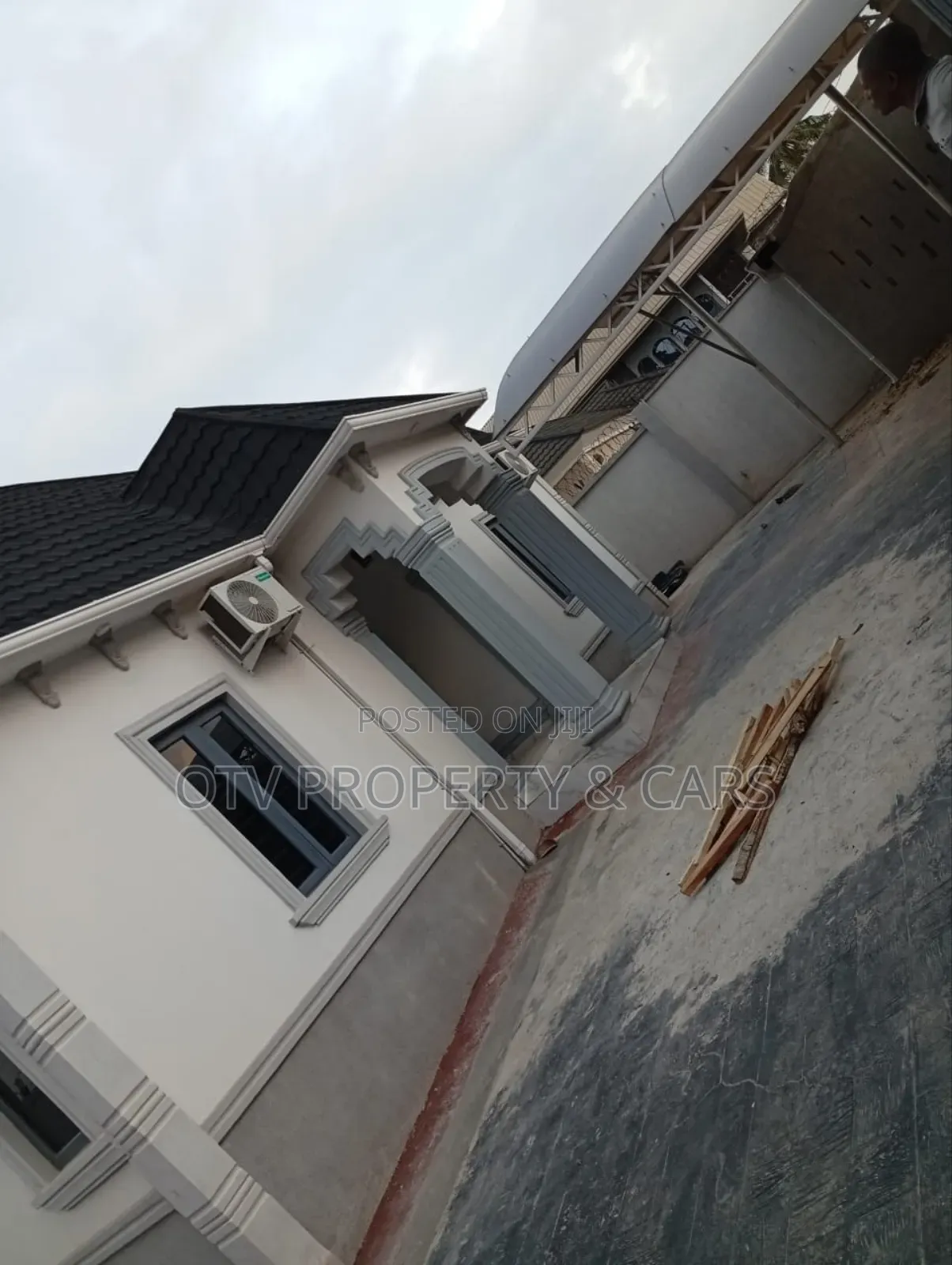Furnished 4bdrm Bungalow in CHallenge / Ibadan for sale