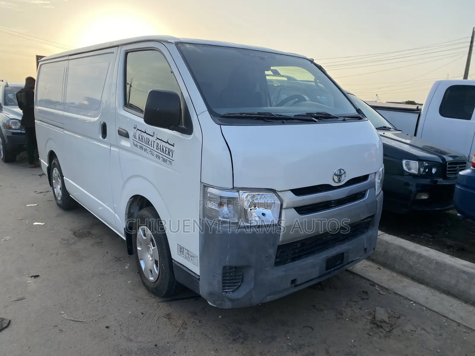 Toyota HiAce 2015 White