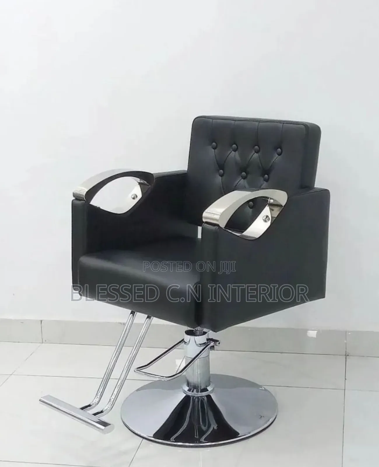 Amazing Salon Chair