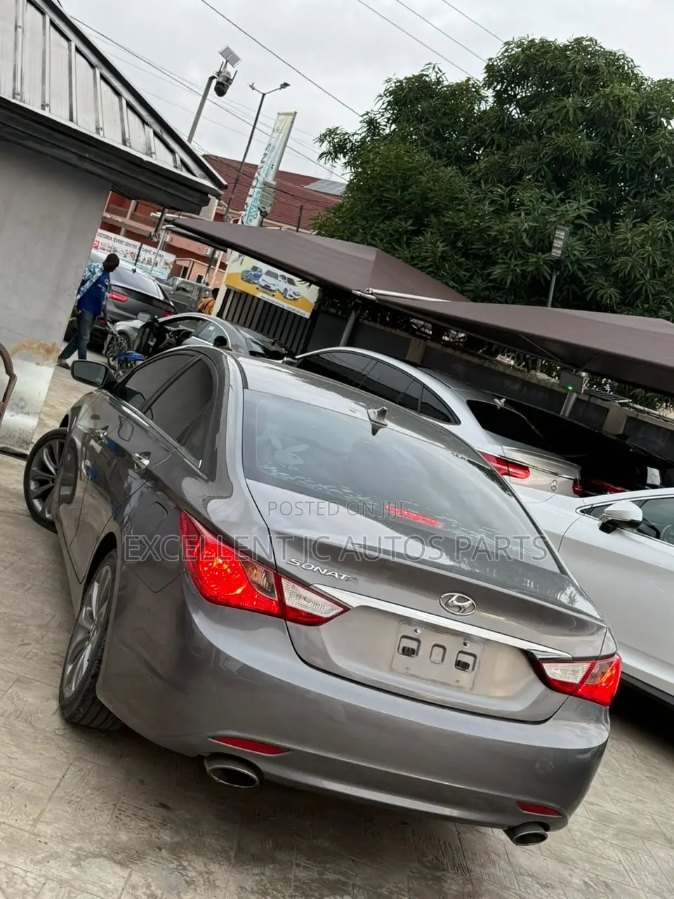 Hyundai Sonata SE Sedan FWD (2.4L 4cyl 6A) 2012 Gray