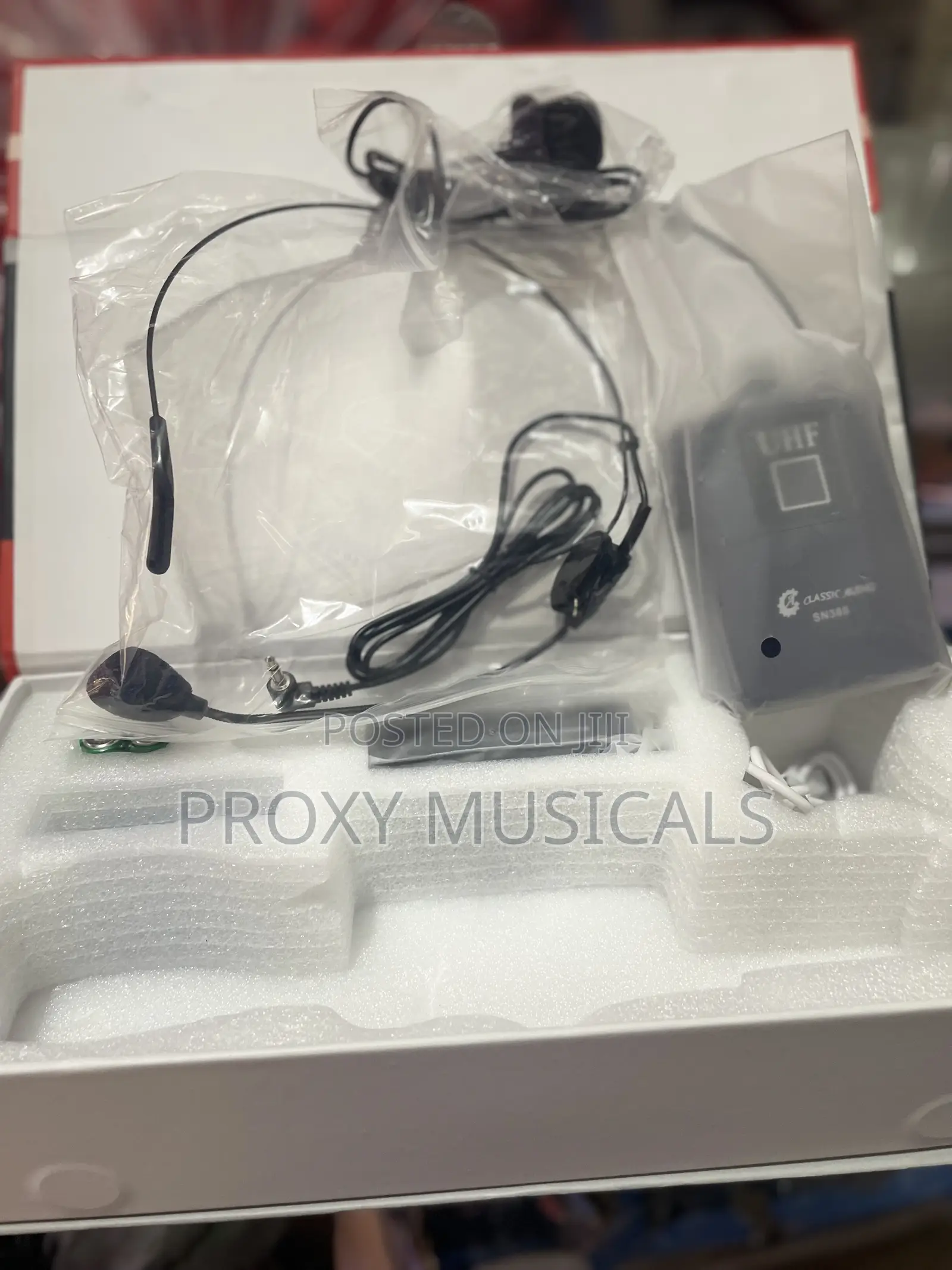 Overhead and Lapel Mic Classic Audio Sn380