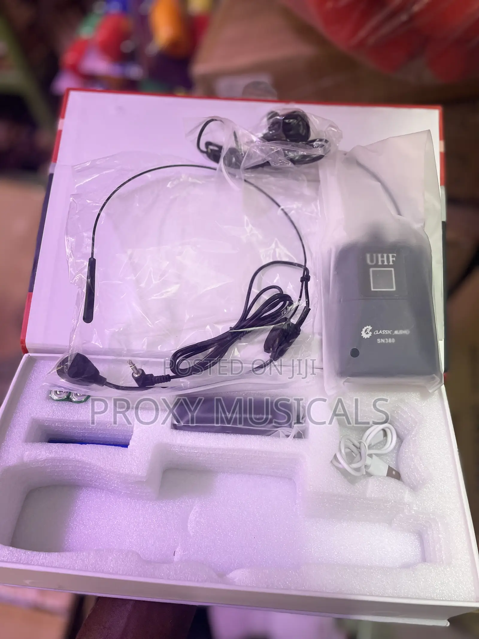 Overhead and Lapel Mic Classic Audio Sn380