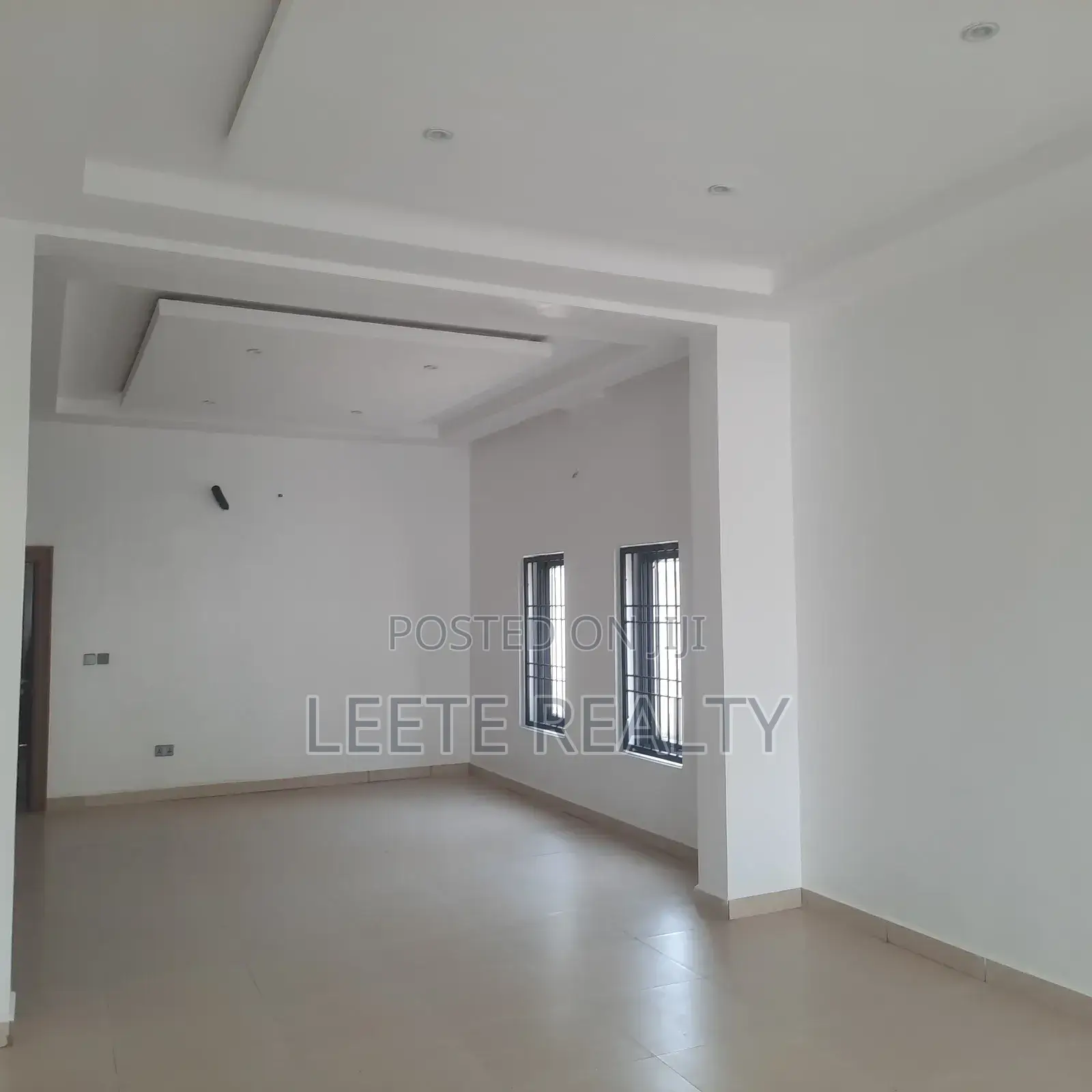 4bdrm Townhouse / Terrace in Maitama for rent