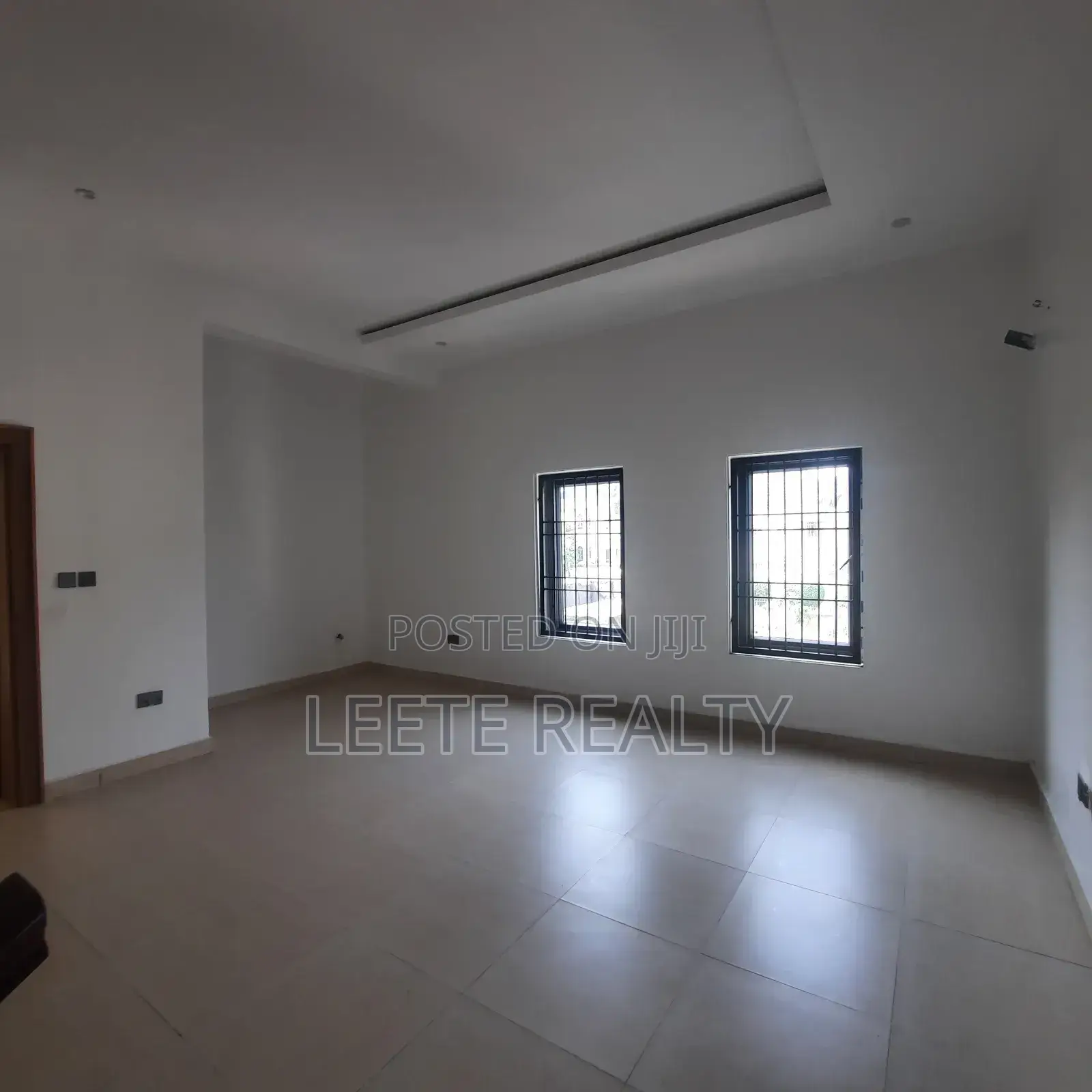 4bdrm Townhouse / Terrace in Maitama for rent