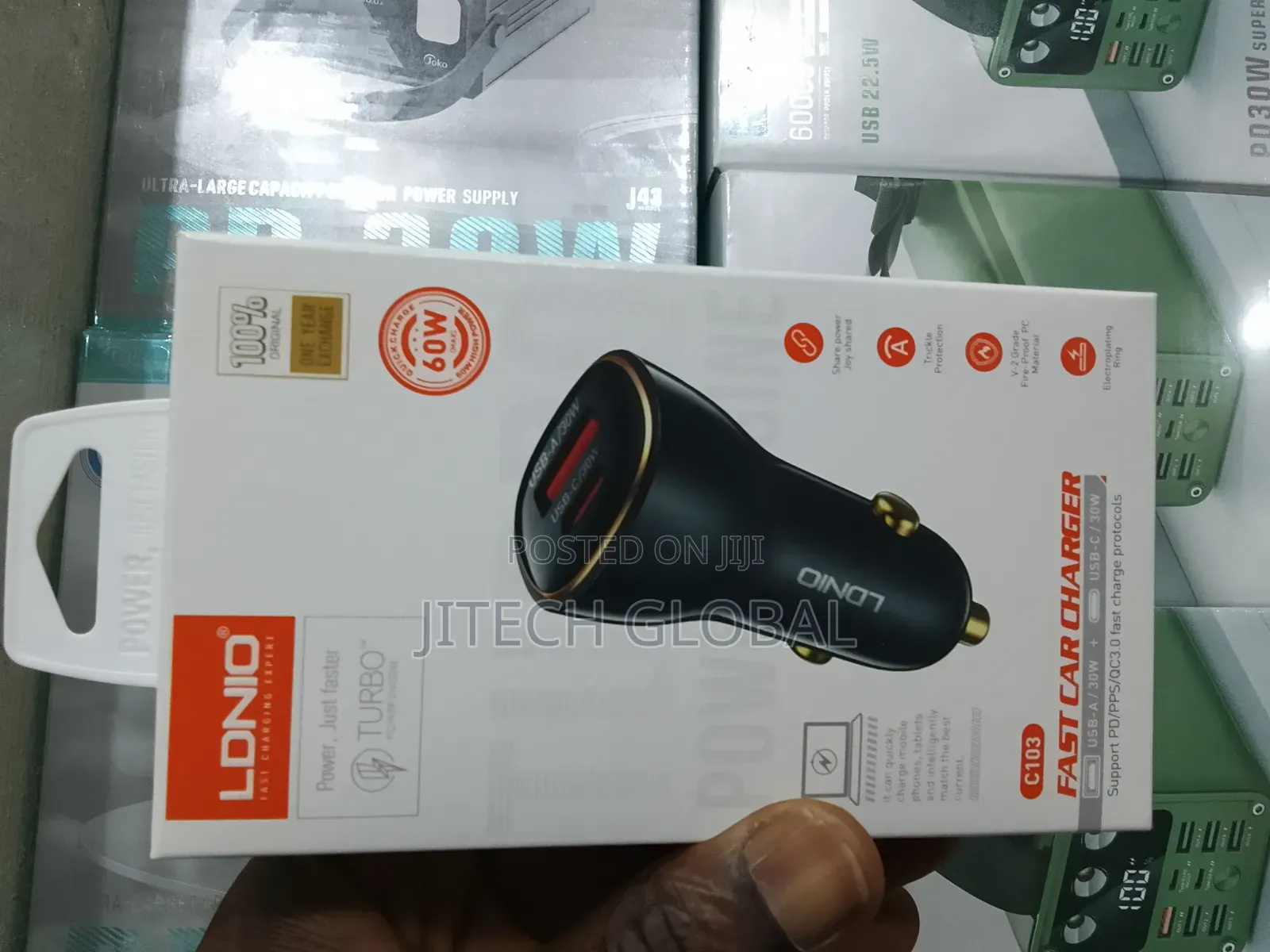 Ldnio Fast Car Charger 60w /Usb a and Usb-C