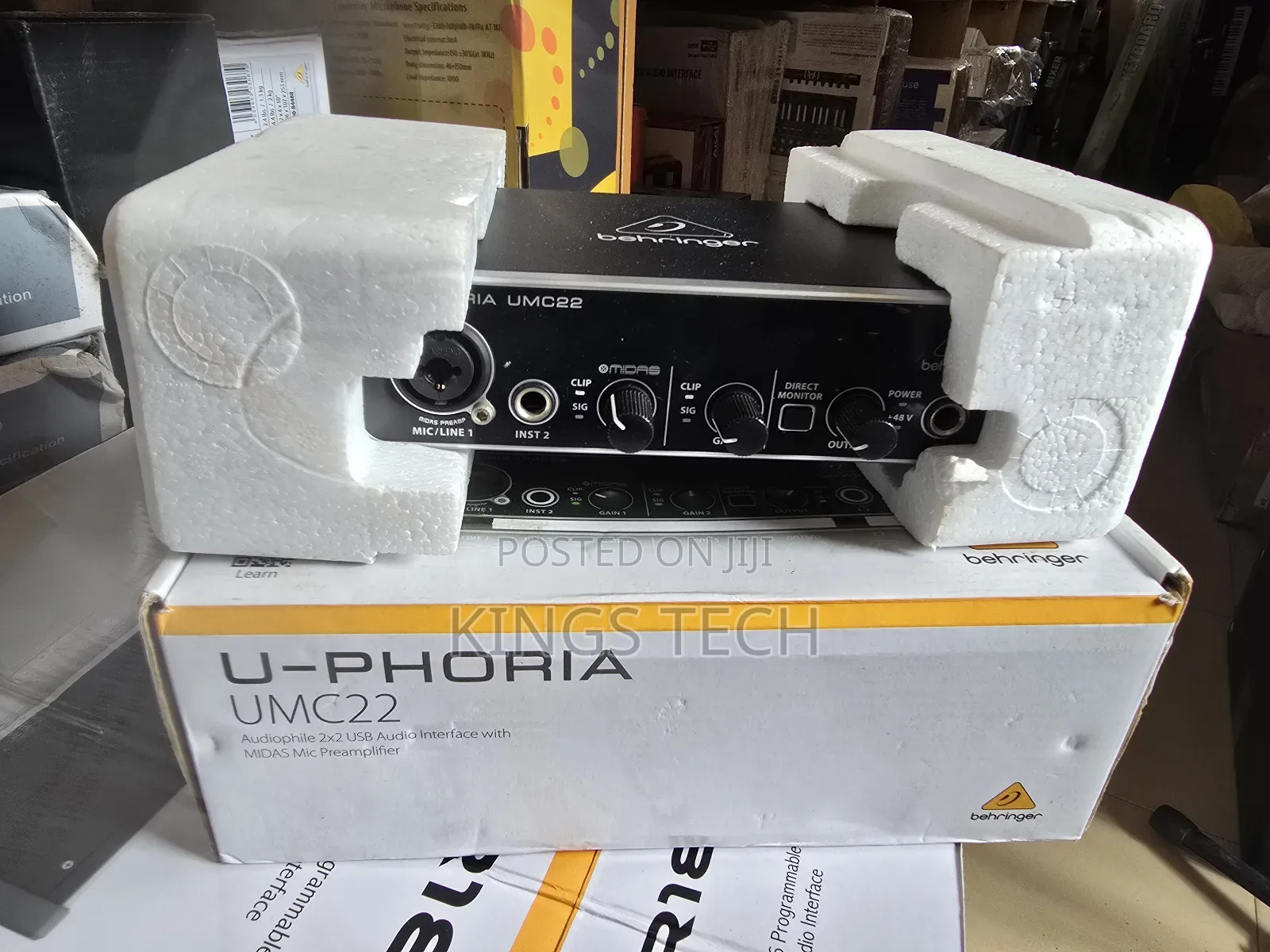 Behringer  Umc22 Audio Interface