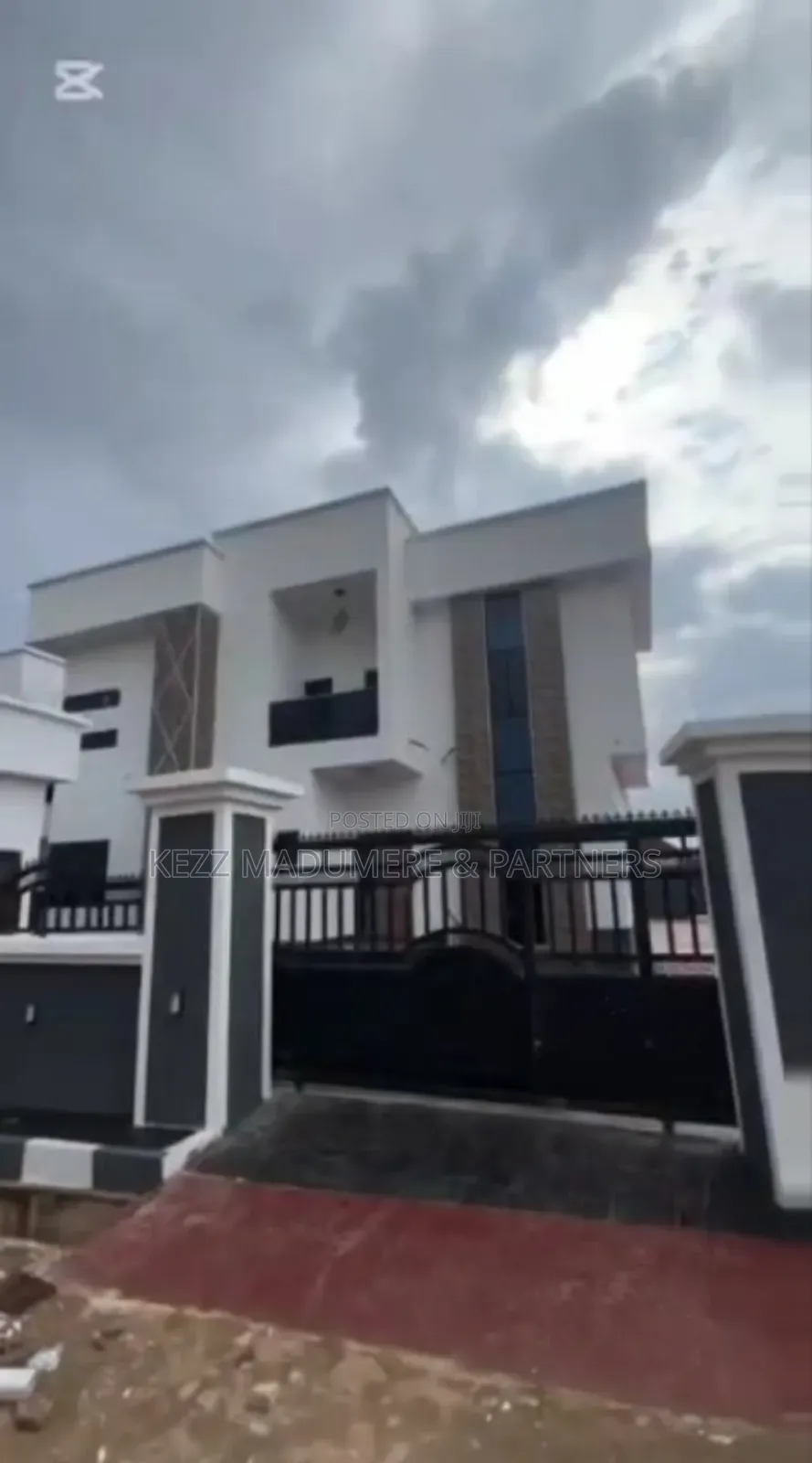 5bdrm Duplex in Helium Estate , for sale