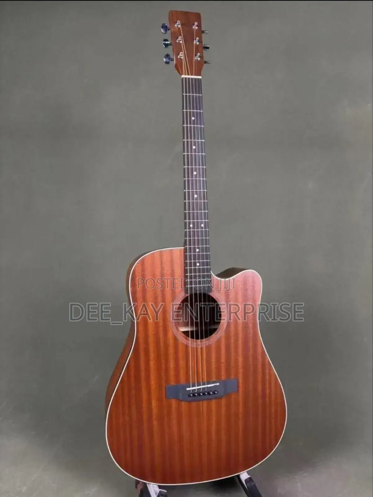 Acoustic Guitar 6 Strings