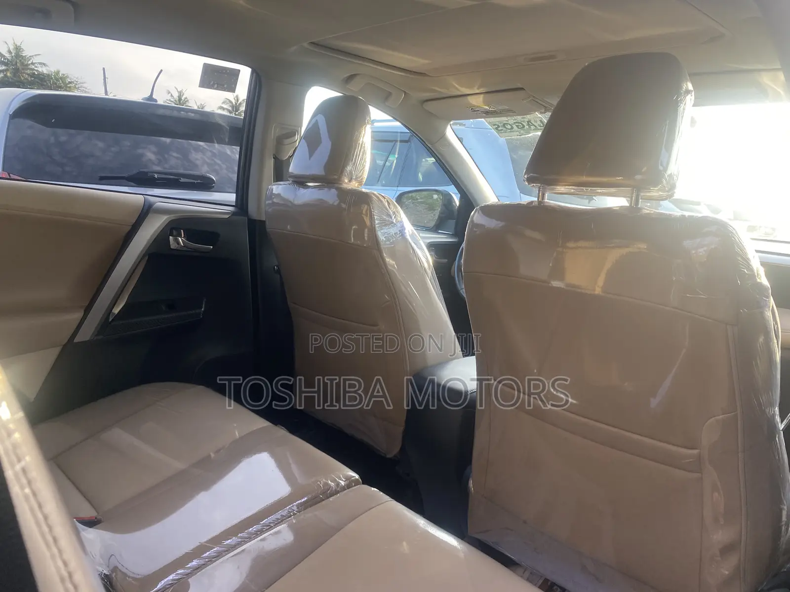 Toyota RAV4 Limited 4dr SUV (2.5L 4cyl 6A) 2015 Gray