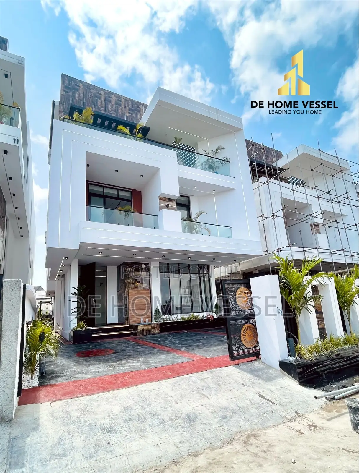 6bdrm Duplex in Lekki for sale