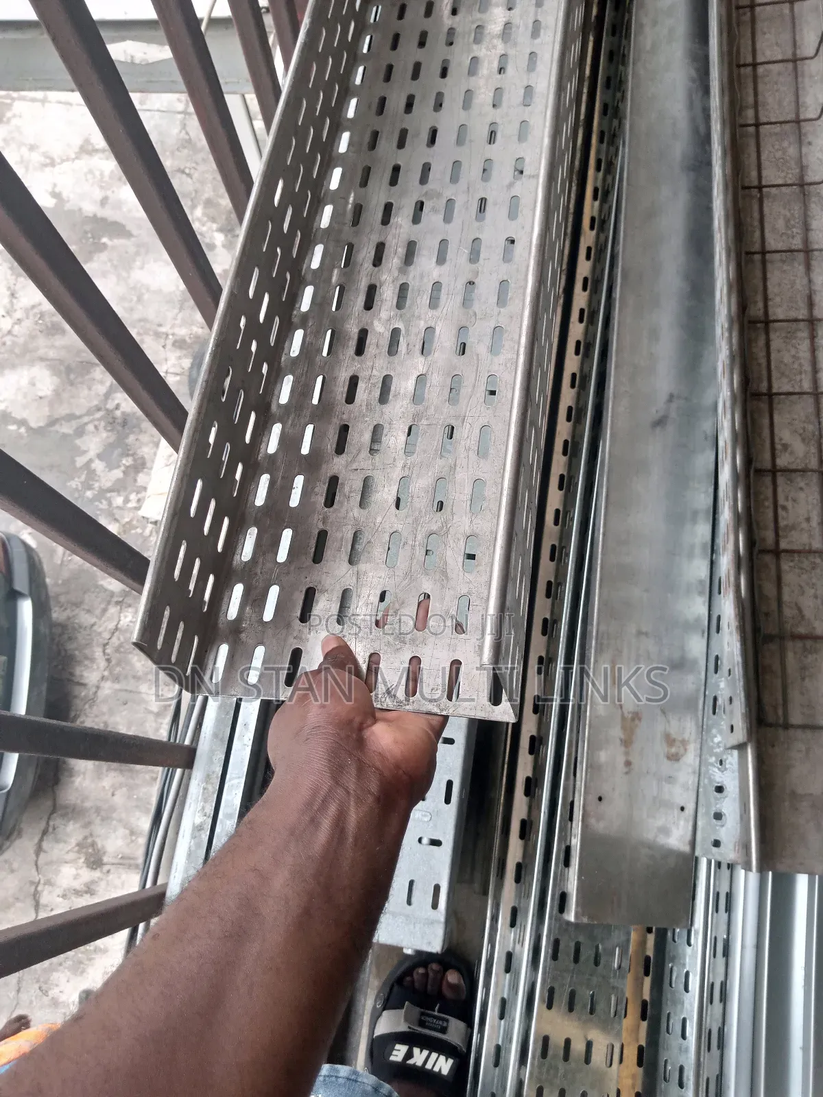 200x100 Stainless Cable Tray