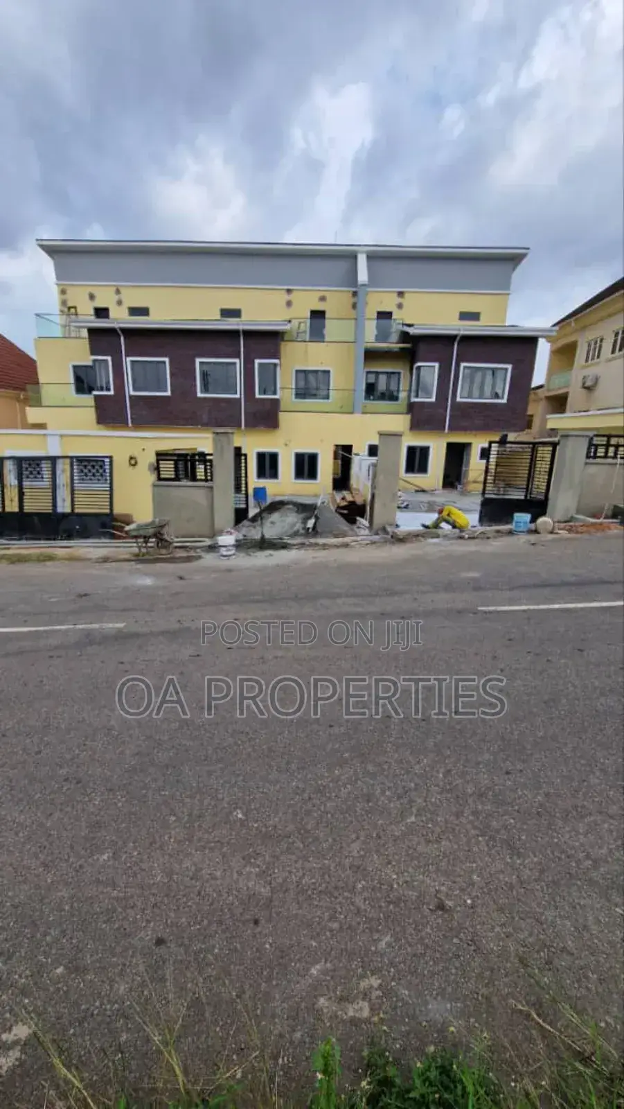 4bdrm Maisonette in Ibadan for sale