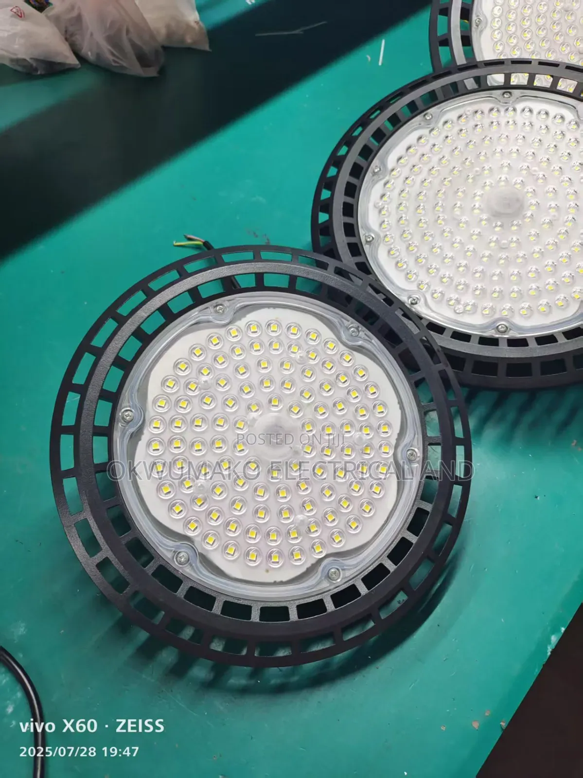 Fitting Light 100 Watts to 200w