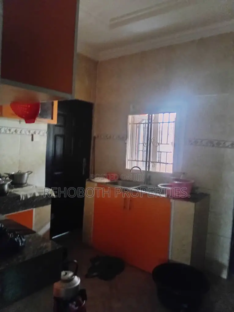 5bdrm Bungalow in Taiye Mogonna, Akala Express for sale