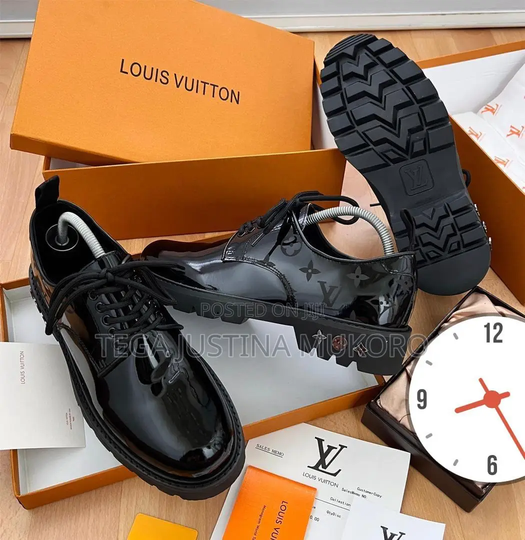 Latest Design Louis Vuitton Men's Classic Flat Shoes
