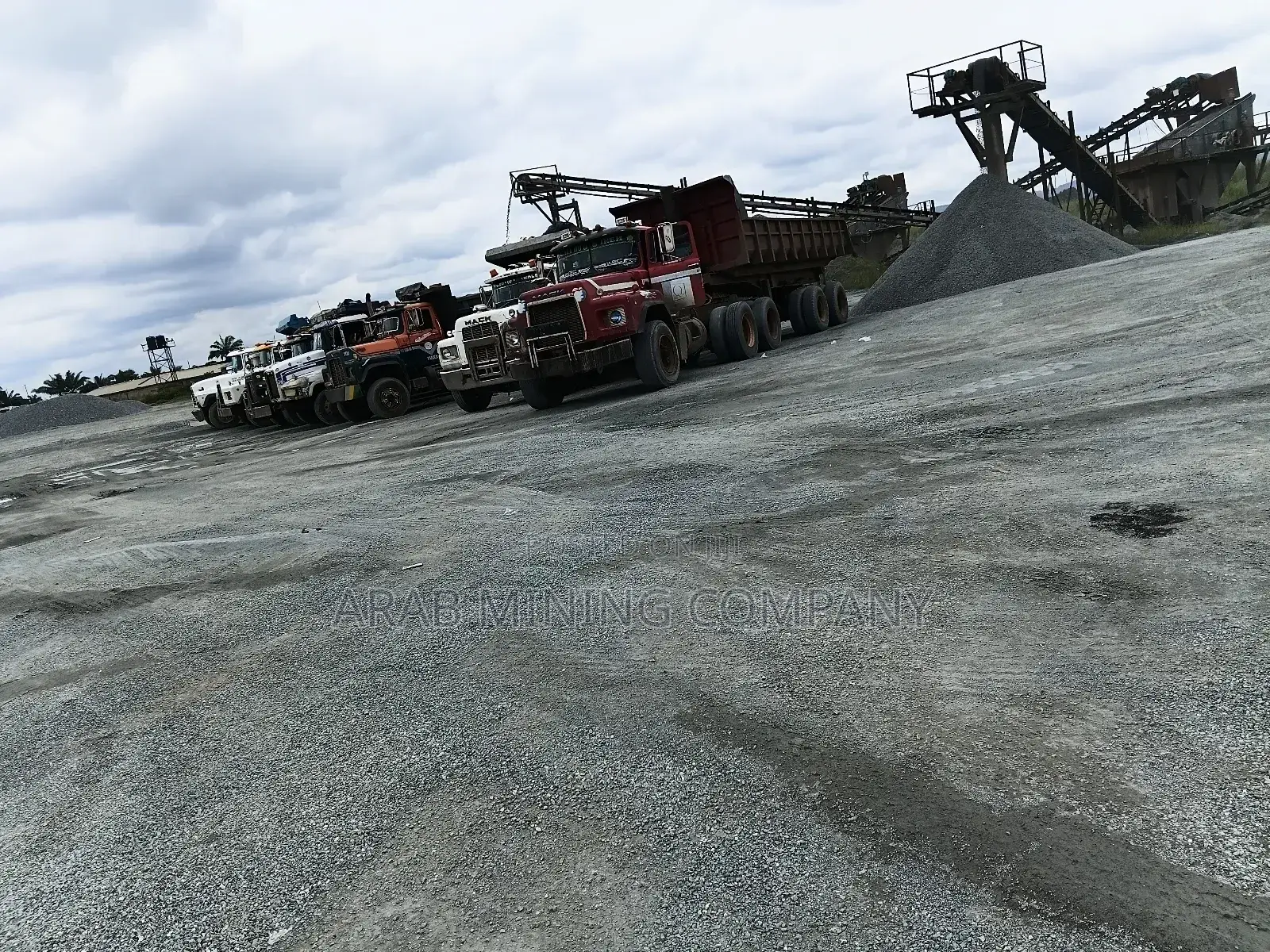 Arab Iron Black Chipping and Granite