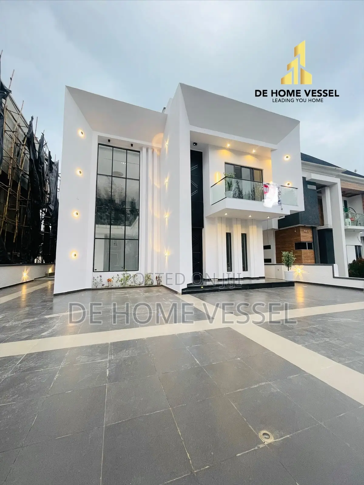 5bdrm Duplex in Lekki for sale