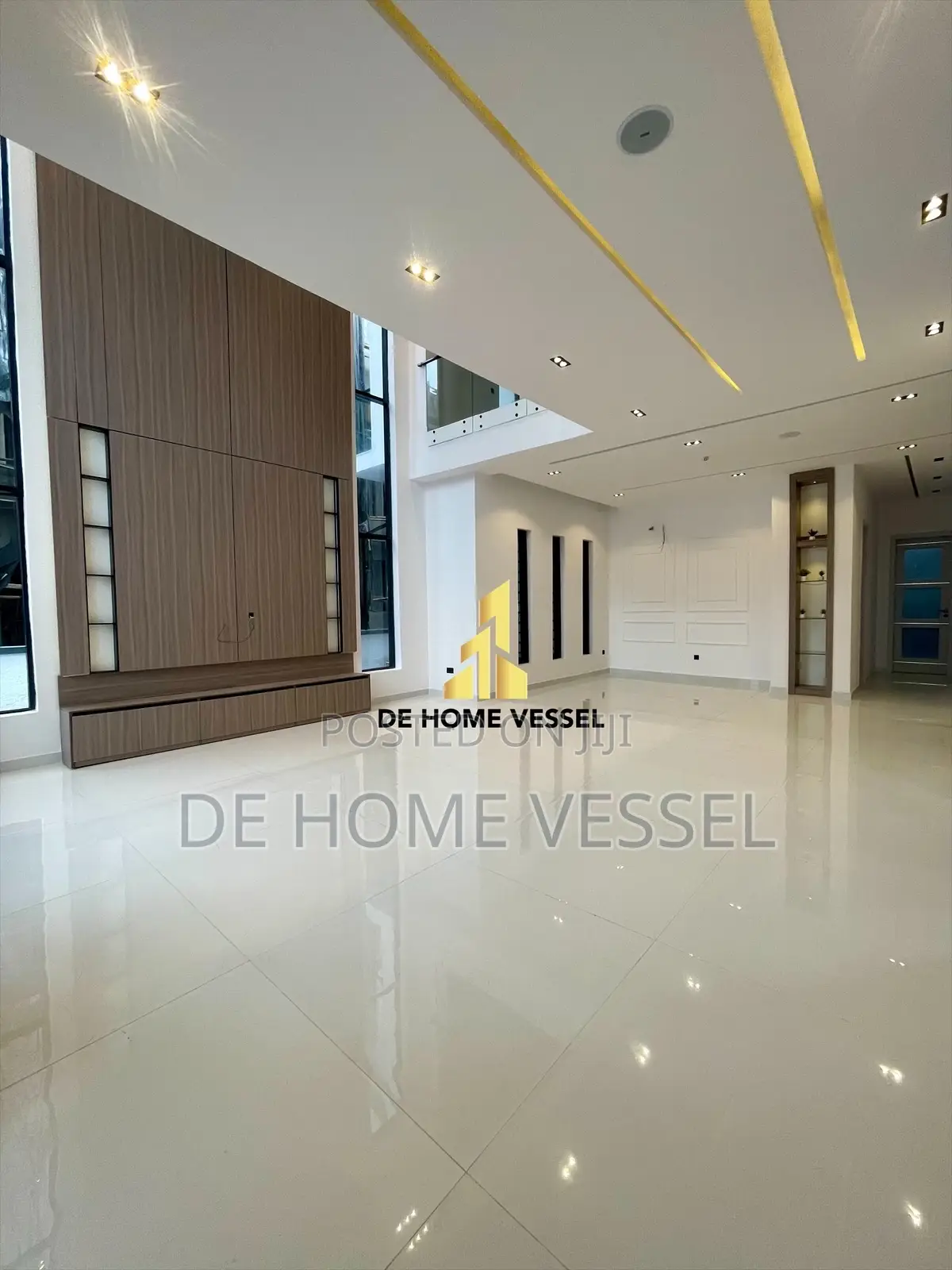 5bdrm Duplex in Lekki for sale