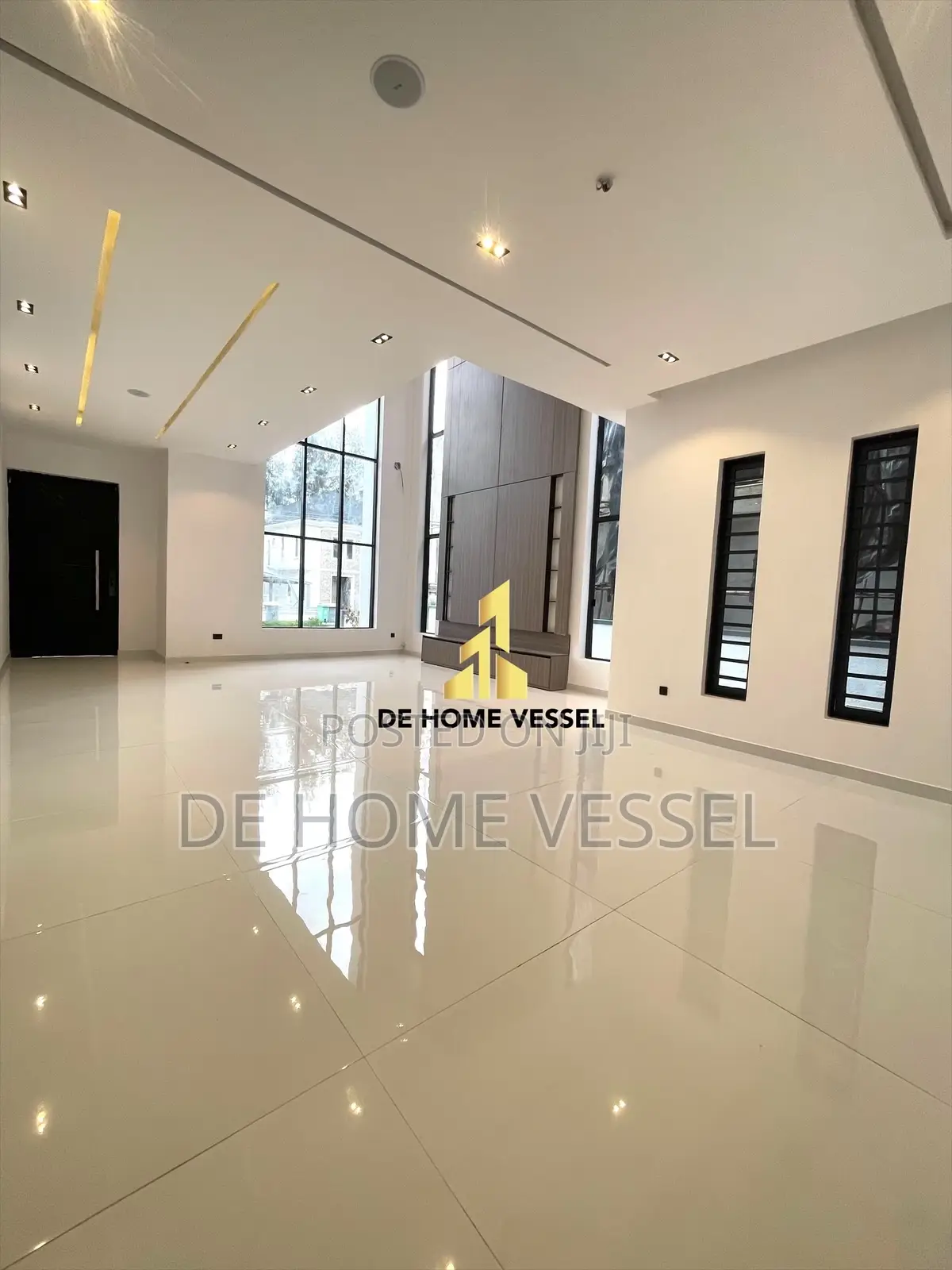 5bdrm Duplex in Lekki for sale