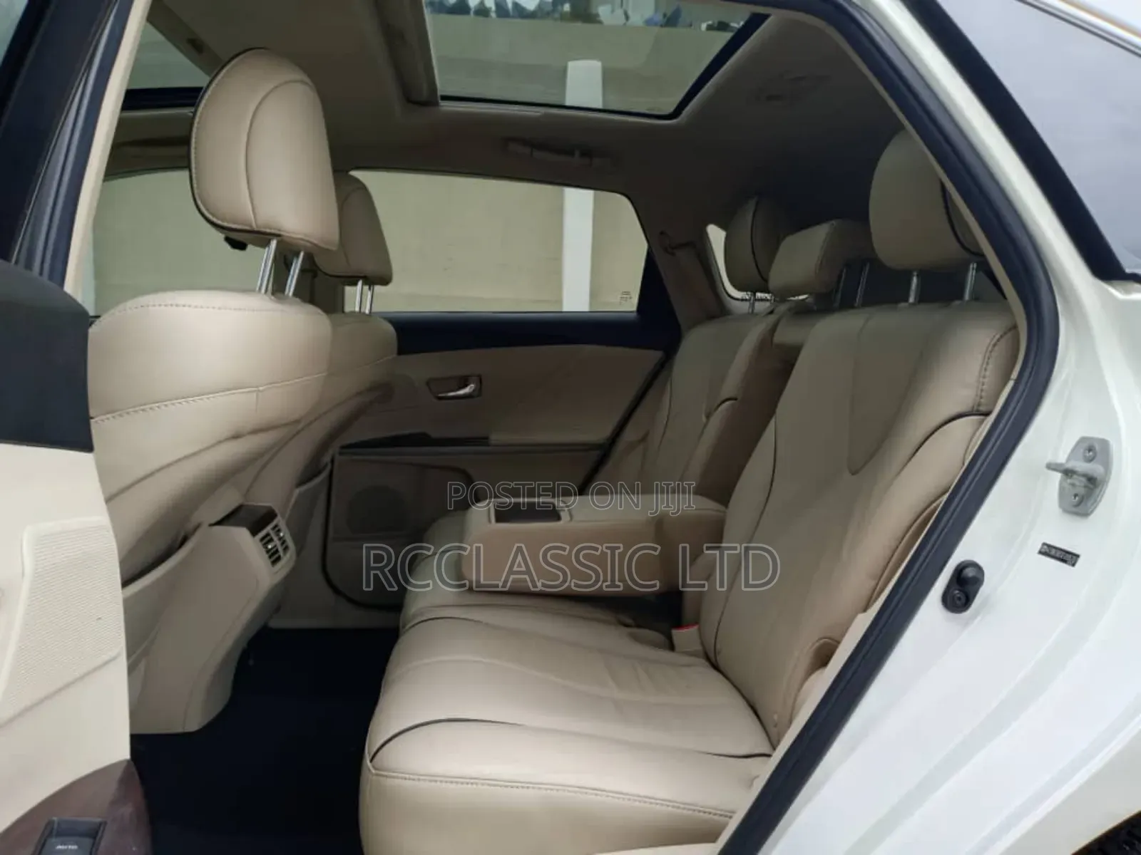 Toyota Venza Limited 4dr Wagon AWD (3.5L 6cyl 6A) 2014 Off white