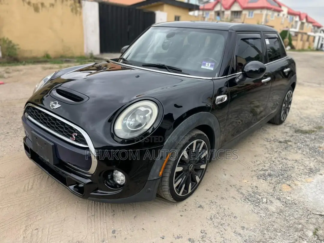 Mini Cooper 2017 Black