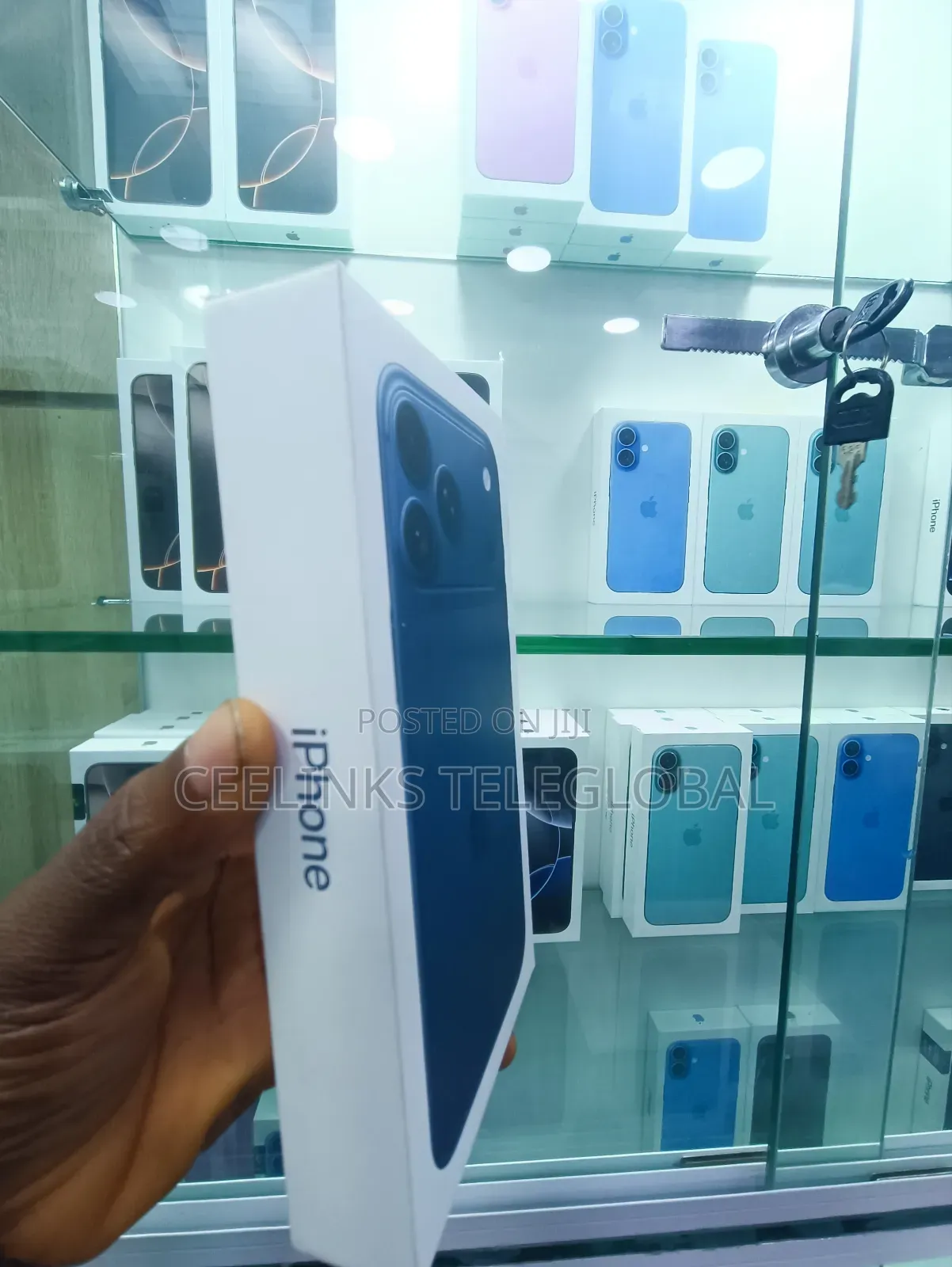 New Apple iPhone 17 Pro Max 256 GB Blue