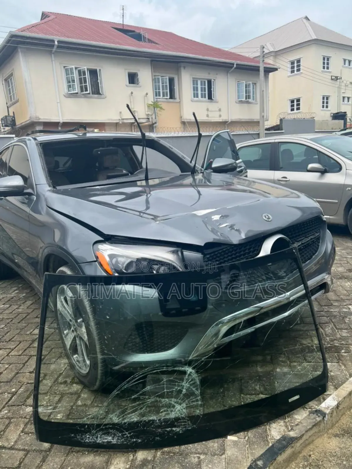 Glc300 2017 Coupe Windscreen Glass Available