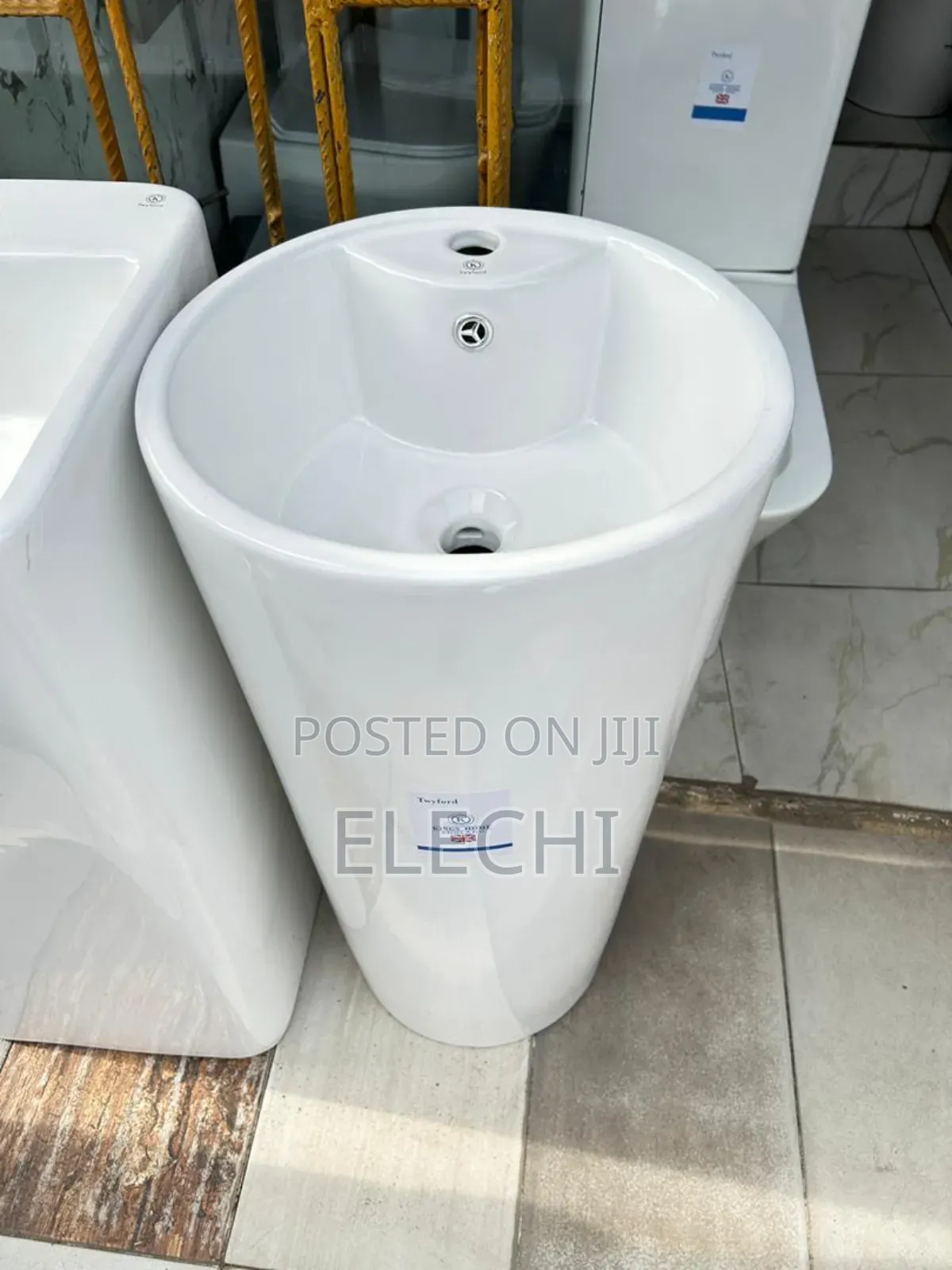 Round Standing Washing Hands Basin (Mini)