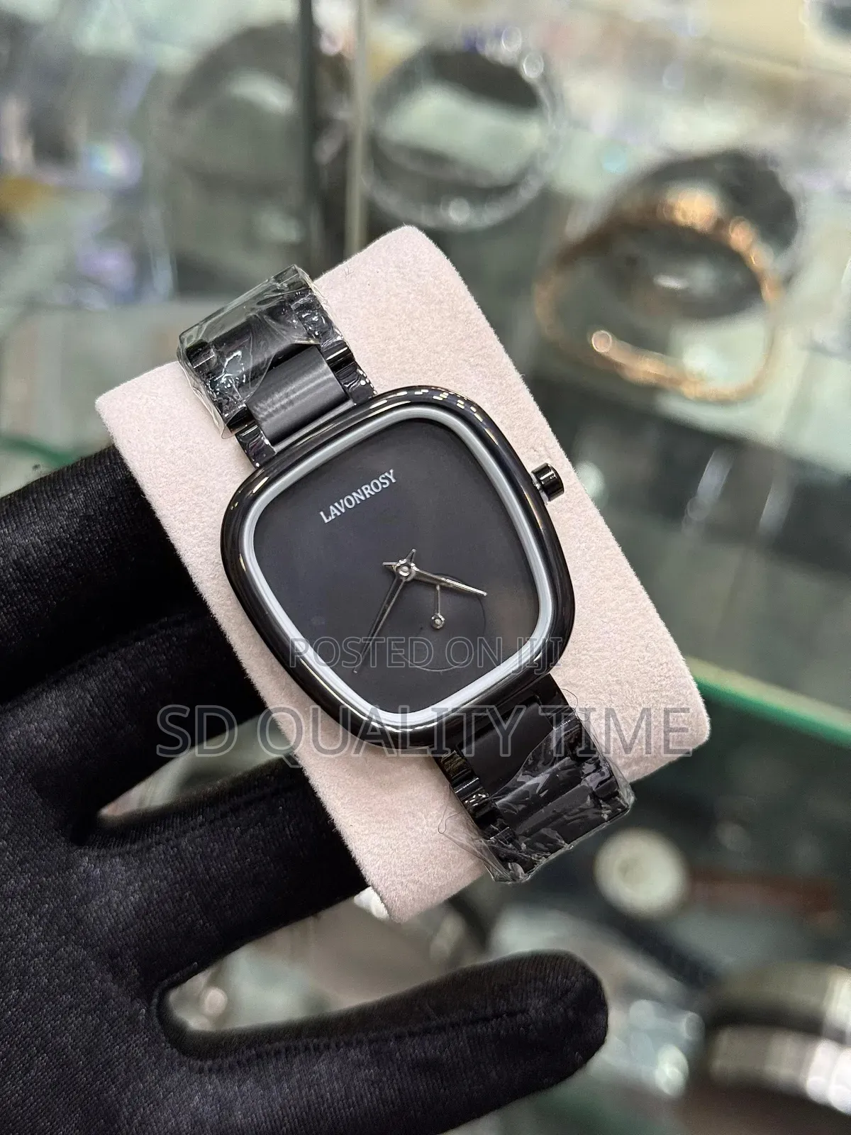 Ladies Classic Wristwatch
