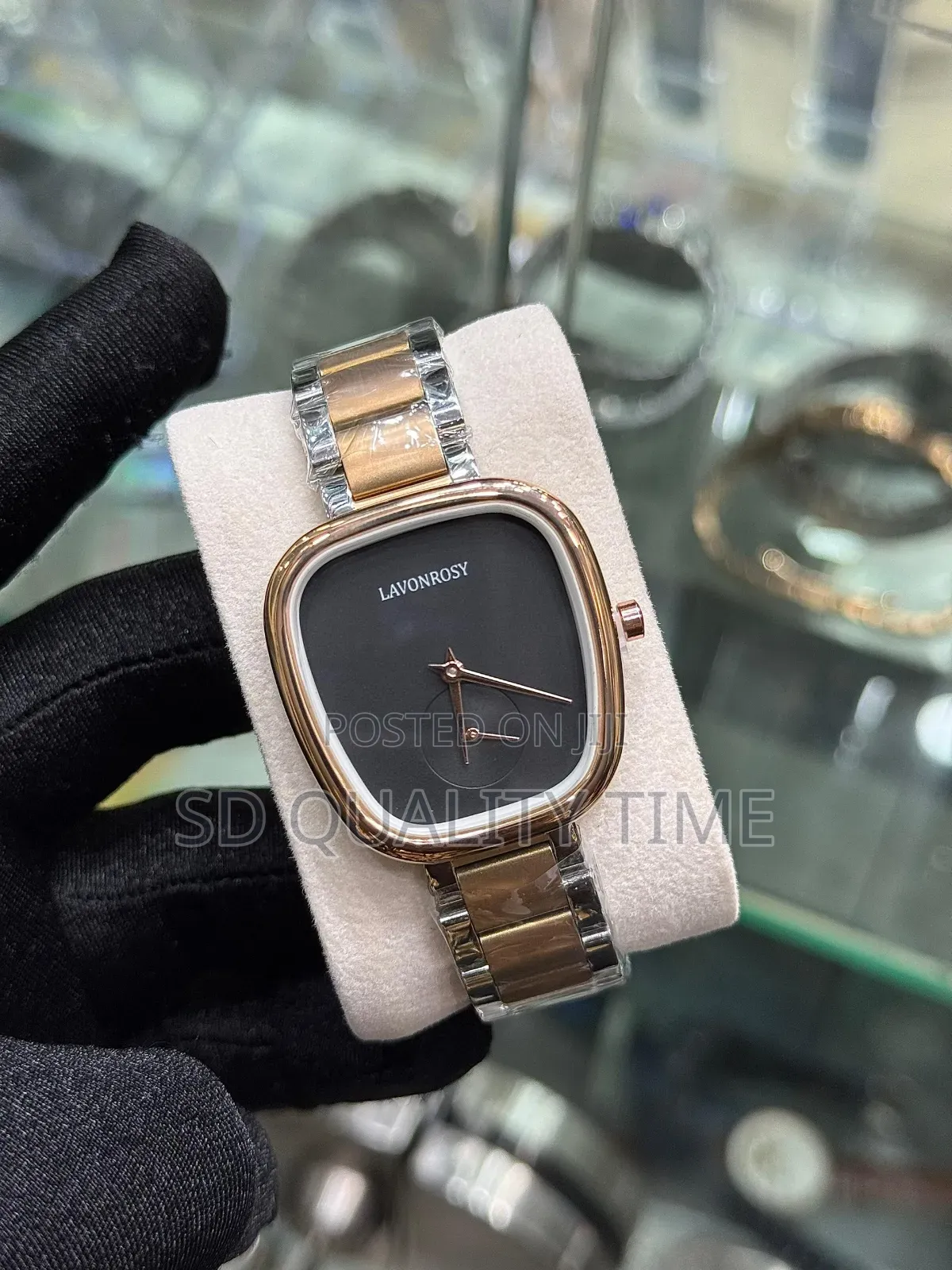 Ladies Classic Wristwatch