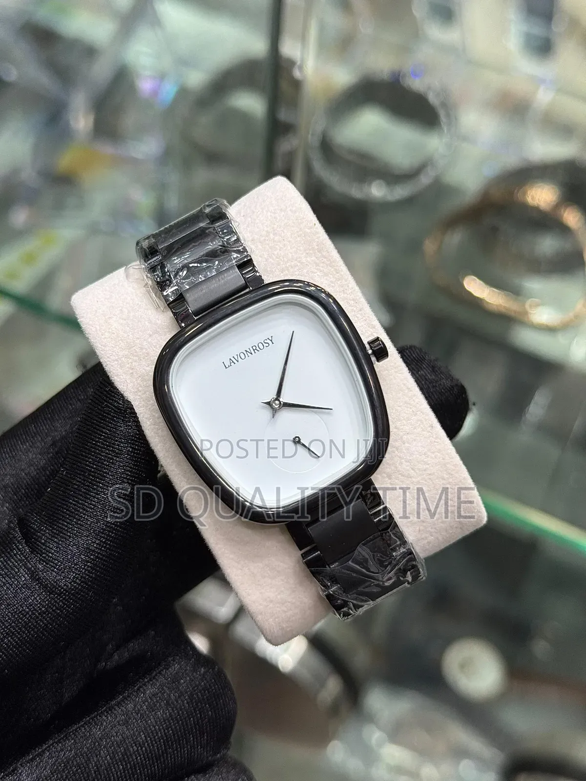 Ladies Classic Wristwatch