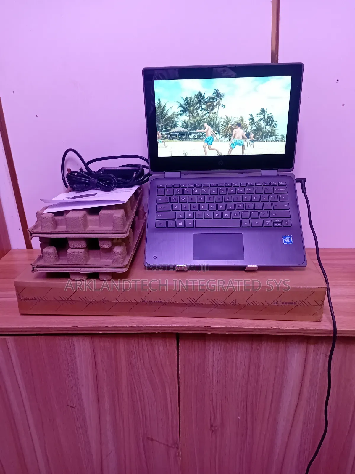 New Laptop HP ProBook X360 11 G1 EE 4GB Intel Celeron SSD 128GB