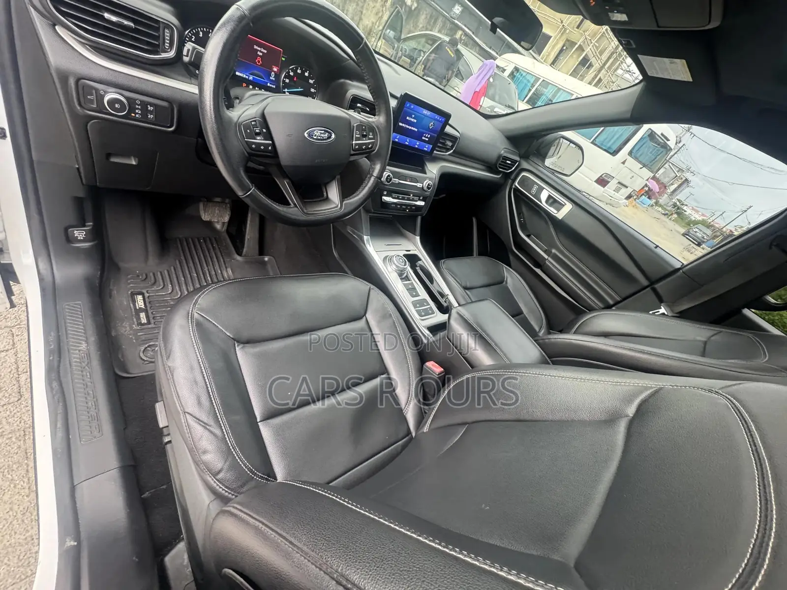 Ford Explorer 2020 White