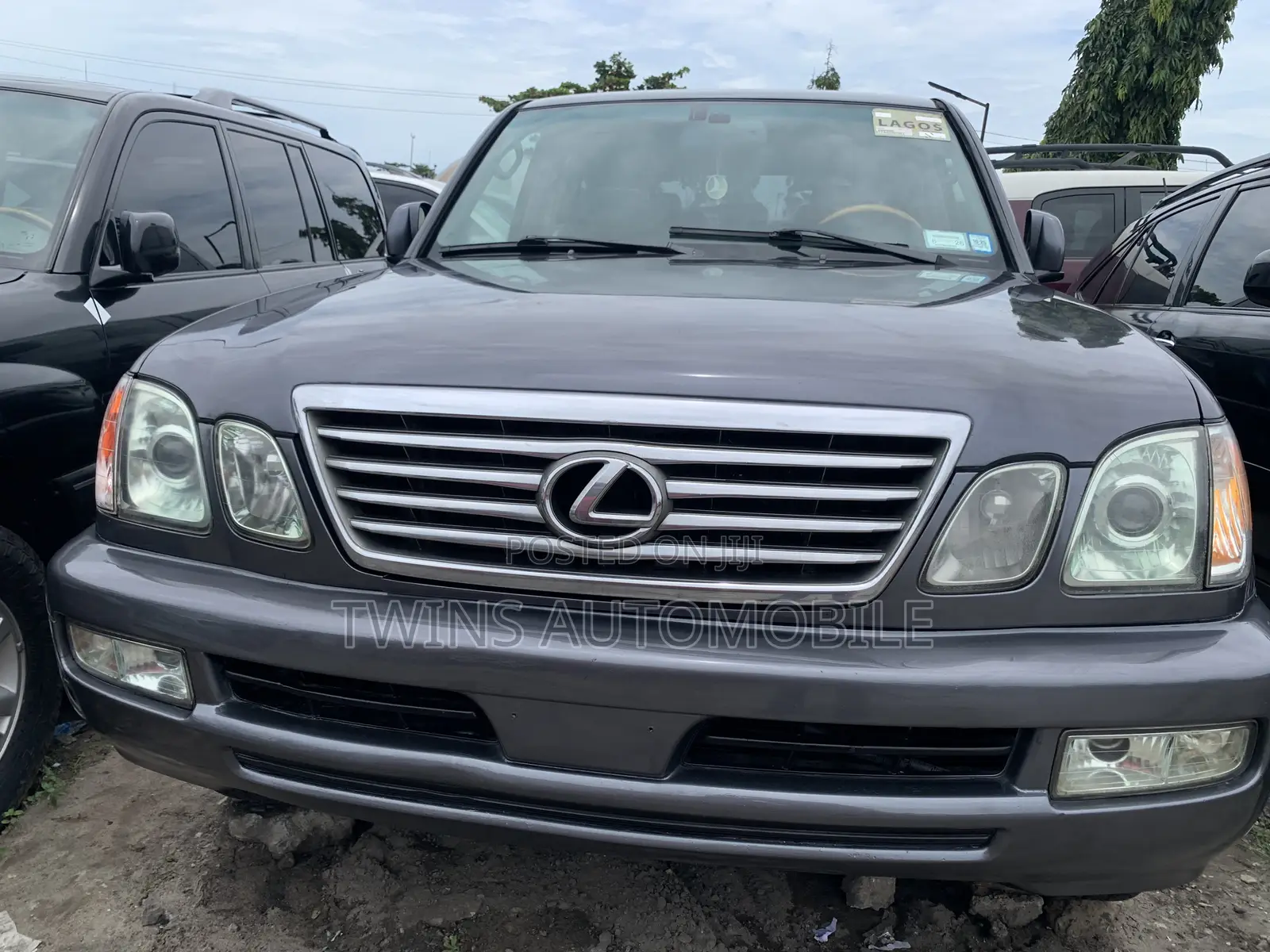 Lexus LX 470 Sport Utility 2007 Gray