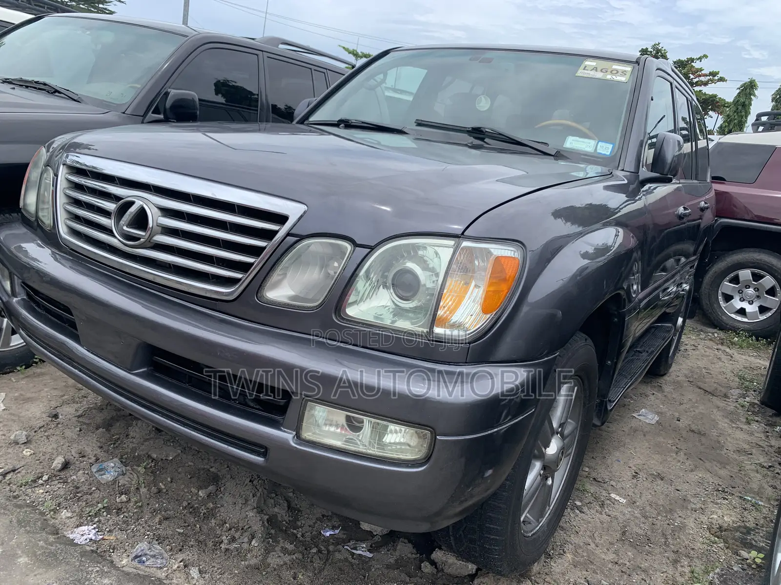 Lexus LX 470 Sport Utility 2007 Gray