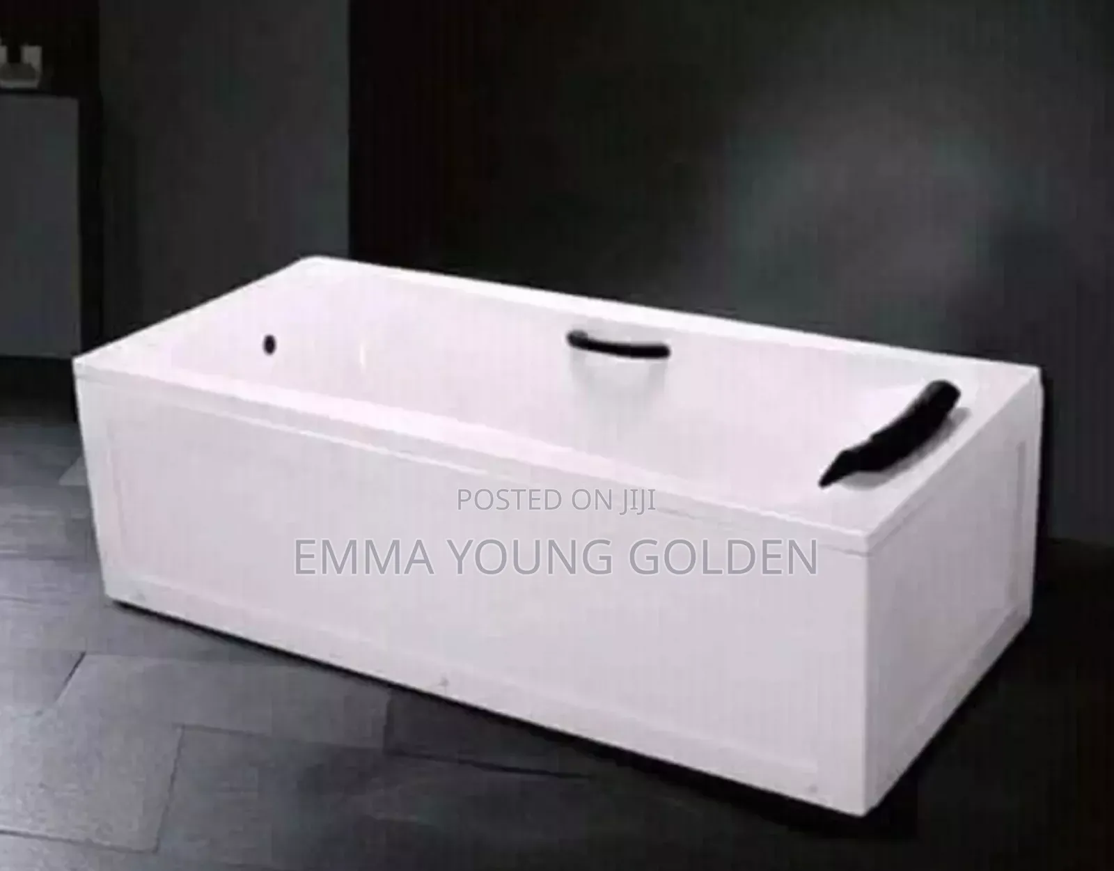Panel Bathtub With Headrest