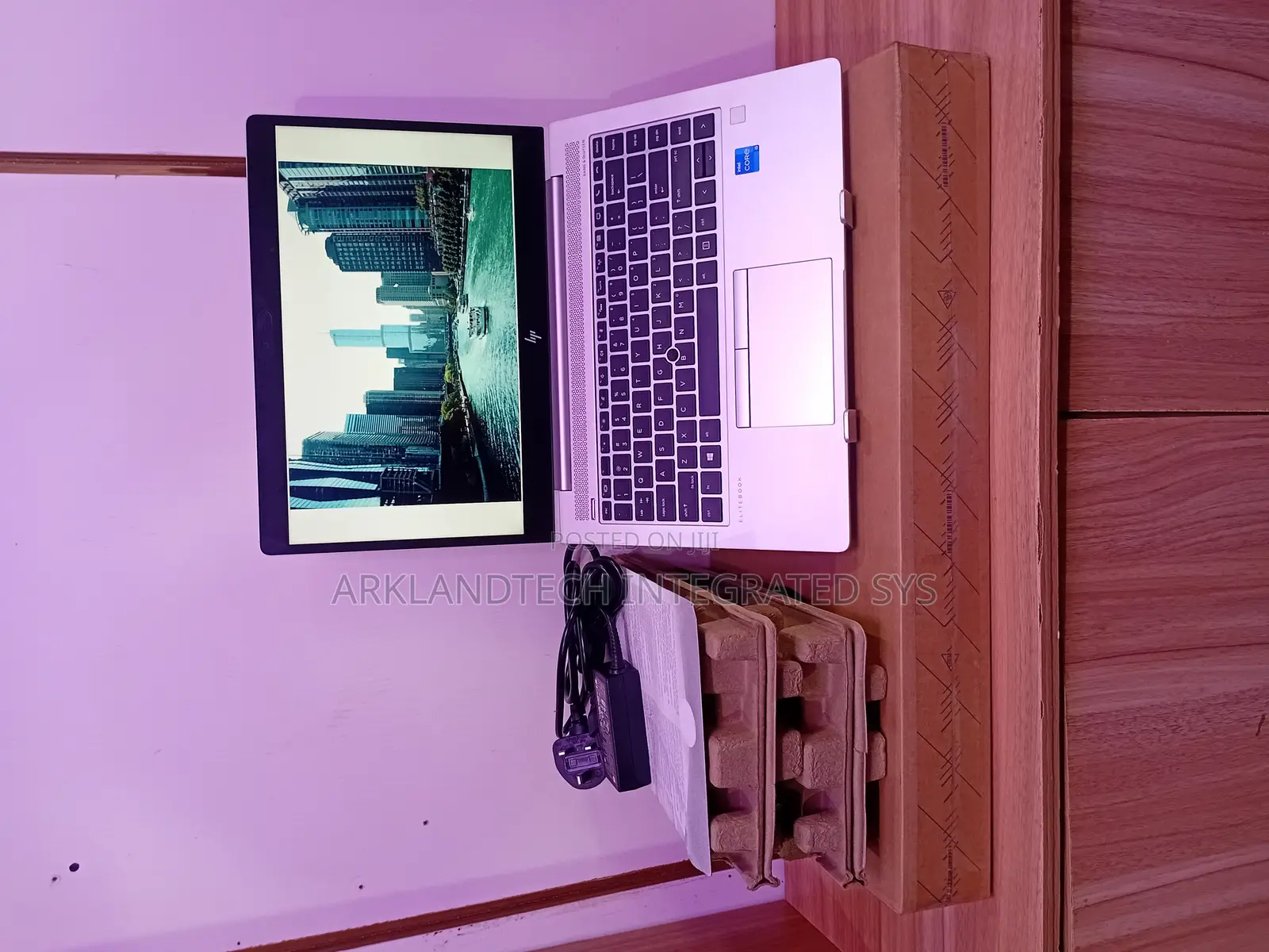 New Laptop HP EliteBook 840 G3 8GB Intel Core I5 SSD 1T